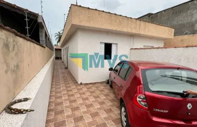 Imperdível oportunidade! casa à venda em itanhaém-sp, bairro gaivota, 2 quartos, 1 suíte, 2 salas, 2 banheiros, 2 vagas de garagem, 68m².