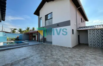Imperdível casa à venda em itanhaém-sp, bairro suarão: 3 quartos, 1 suíte, 2 salas, 3 banheiros, 4 vagas, 125m².