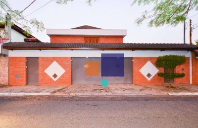 Casa alto padrão 430m², 04 dormitórios(02 suítes), 06 vagas e piscina, vende no alto da boa vista