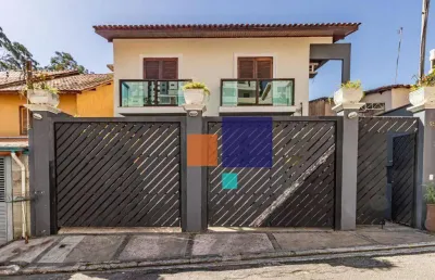 Casa alto padrão, 600m² com 03 suites com banheira, piscina e churraqueira - aluga-se no morumbi