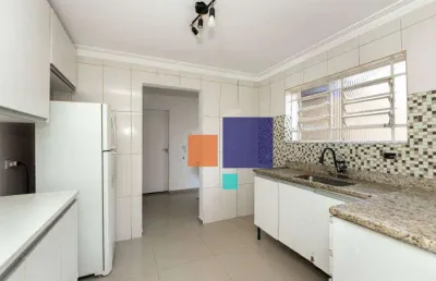 Casa a venda com 157m², com 3 quartos, 3 banheiros sendo 1 suite e 2 vagas - parque colonial