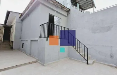 Sobrado a venda com 210m², com 3 quartos, 2 banheiros e 1 vaga - vila moreira