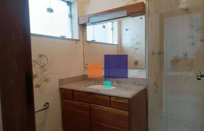 Casa alto padrão em condomínio com 411m², 04 suítes e 03 vagas - aluga-se em santana