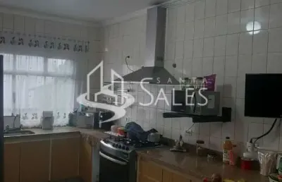 Sobrado com 3 dormitórios, 1 suite, 5 vagas e terraço