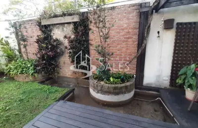 Imperdível oportunidade: casa à venda em são paulo-sp, no campo belo, com 3 quartos, 3 suítes, 5 banheiros, 2 vagas de garagem e 380m².