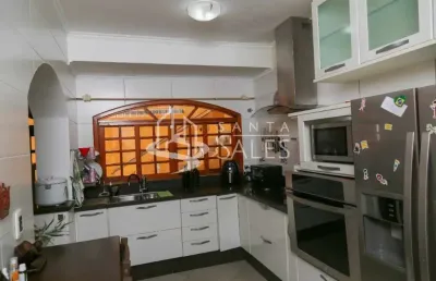 Imperdível oportunidade de adquirir casa de alto padrão na vila albertina, são paulo-sp: 3 quartos, 1 suíte, 2 salas, 2 banheiros, 3 vagas de garagem, 262m² de área.