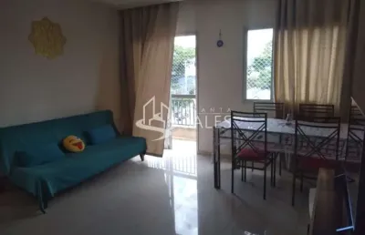 Lindo amplo apto 2 dorms com sacada  e ótima localização