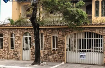 Casa com 5 quartos à venda na Avenida Hugo Musso, Itapuã, Vila Velha