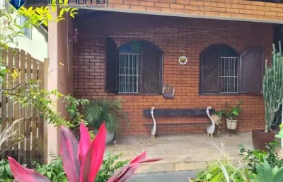 Casa com 3 quartos à venda na Rua da Amoreira, Itapuã, Vila Velha
