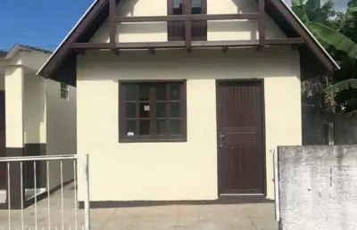 Casa com 2 quartos para alugar na Servidão Alfredo Estevão da Costa, 133, Ribeirão da Ilha, Florianópolis