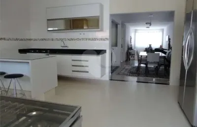 Sobrado com 3 quartos à venda em campo comprido - pr