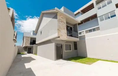 Casa com 3 quartos à venda na Rua Jornalista Alceu Chichorro, 30, Bairro Alto, Curitiba