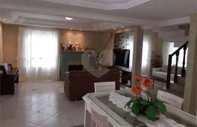 Casa com 4 quartos à venda na Rua Francisco Raitani, 6435, Capão Raso, Curitiba