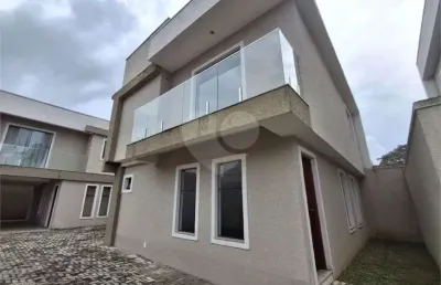 Sobrado com 3 quartos à venda em jardim das américas - pr