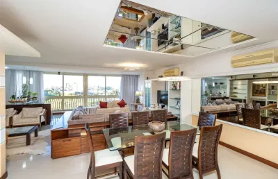 Apartamento com 3 quartos à venda na alameda emílio de menezes, 75, três figueiras, porto alegre por r$ 1.900.000