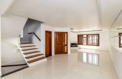Casa em condomínio fechado com 3 quartos à venda na rua comendador creidy, 51, chácara das pedras, porto alegre por r$ 1.890.000