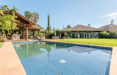 Casa em condomínio fechado com 4 quartos à venda na avenida juca batista, 8000, belém novo, porto alegre por r$ 7.500.000