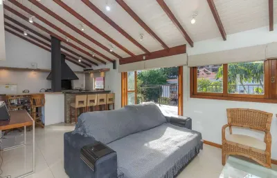 Apartamento com 4 quartos à venda na rua cabral, 1573, rio branco, porto alegre por r$ 1.199.000