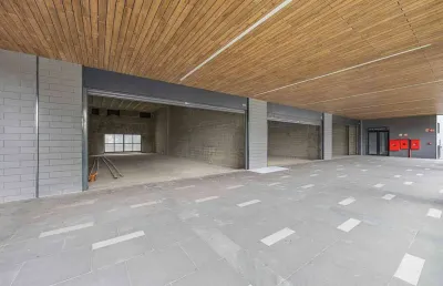 Ponto comercial para alugar na rua anita garibaldi, 1855, boa vista, porto alegre por r$ 55.700