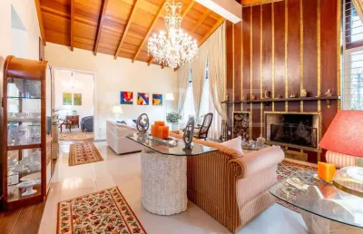 Casa em condomínio fechado com 4 quartos à venda na rua alcides gonzaga, 110, boa vista, porto alegre por r$ 4.980.000