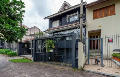 Casa em condomínio fechado com 3 quartos à venda na rua joão paetzel, 1060, chácara das pedras, porto alegre por r$ 1.500.000
