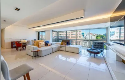 Apartamento com 3 quartos para alugar na rua marquês do pombal, 139, moinhos de vento, porto alegre por r$ 15.000