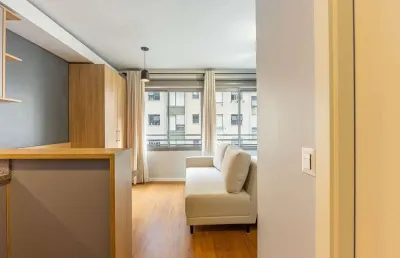 Apartamento com 1 quarto para alugar na avenida joão pessoa, 731, cidade baixa, porto alegre por r$ 2.500