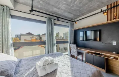 Apartamento com 1 quarto à venda na rua curvelo, 100, petrópolis, porto alegre por r$ 530.000
