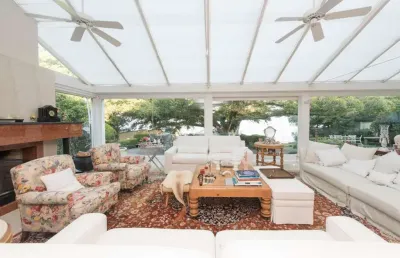 Casa com 4 quartos à venda na avenida coronel marcos, 275, pedra redonda, porto alegre por r$ 10.000.000