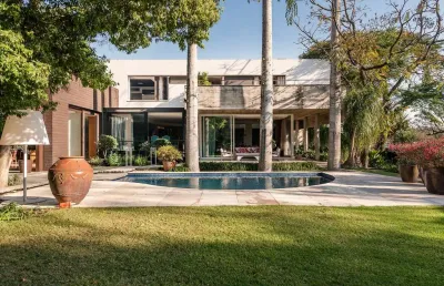 Casa com 4 quartos à venda na rua doutor barbosa gonçalves, 451, chácara das pedras, porto alegre por r$ 25.000.000