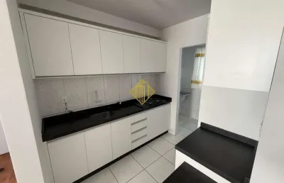 Apartamento com cozinha planejada na vila industrial em toledo-paraná