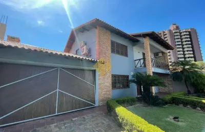 Sobrado à venda, 3 quartos, 1 suíte, com piscina, centro - toledo/pr