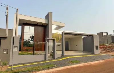 **casa com 3 suítes, garagem para 4 carros e piscina próxima ao lago novo - na vila industrial - toledo/pr**