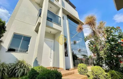 Sobrado triplex para locação com piscina no centro de toledo - paraná