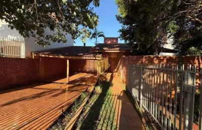 Oportunidade: linda casa no jardim la salle com 01 suíte + 02 quartos em toledo - paraná