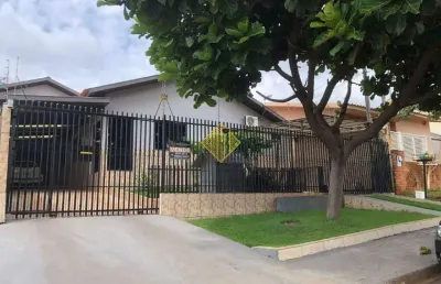 Casa com 5 quartos à venda no Universitário, Cascavel 