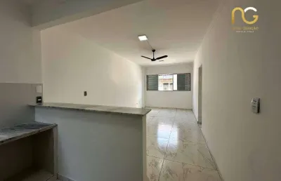 Kitnet reformada na quadra da praia à venda, 32 m² por r$ 199.000 - mirim - praia grande/sp