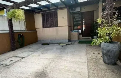 Excelente casa com 2 dormitórios à venda, 66 m² por r$ 330.000 - parque da matriz - cachoeirinha/rs