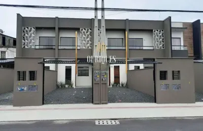Casa com 2 quartos à venda no Iririú, Joinville 