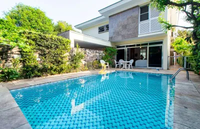 Casa com 4 quartos à venda na Rua Iquitos, --, Alto de Pinheiros, São Paulo