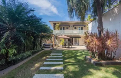 Casa sobrado - venda - pacaembu - 5 suítes - 4 vagas