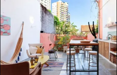 Sobrado, venda, alto de pinheiros, 4 quartos, 3 suites, 2 vagas de garagem.