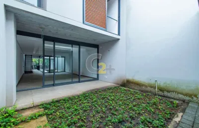 Casa à venda em pinheiros com 3 quartos, sendo 3 suites e 2 vagas