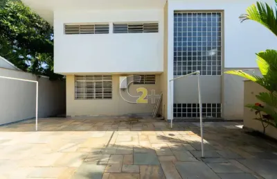 Casa a venda no pacaembu 384m2  3 quartos 1 suite 3 vagas