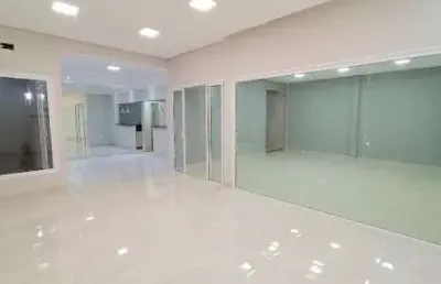 Linda casa com piscina, 2 dormitórios, 200m² de terreno,  à venda por r$ 525.000,00 - jardim luiza - franca/sp