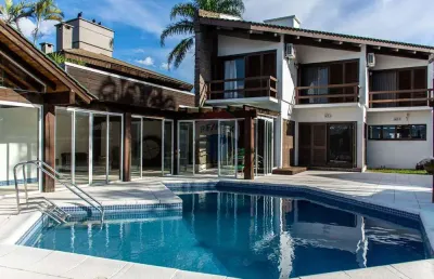 Casa com 4 quartos à venda no Medianeira, Eldorado do Sul 