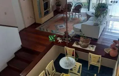 Casa com 4 quartos à venda na enseada, guarujá , 285 m2 por r$ 1.060.000