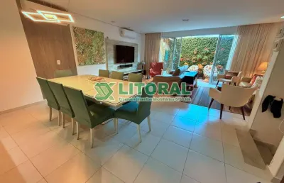 Casa triplex em villagio, 100m do mar com lazer completo.