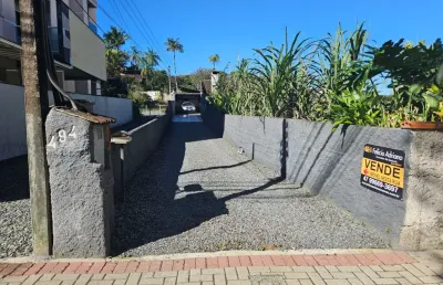 Casa com 3 quartos à venda na Rua Iguaçu, 474, Santo Antônio, Joinville