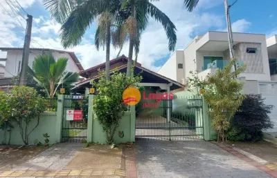 Casa com 3 dormitórios à venda, 160 m² por r$ 1.263.000,00 - itaipu - niterói/rj